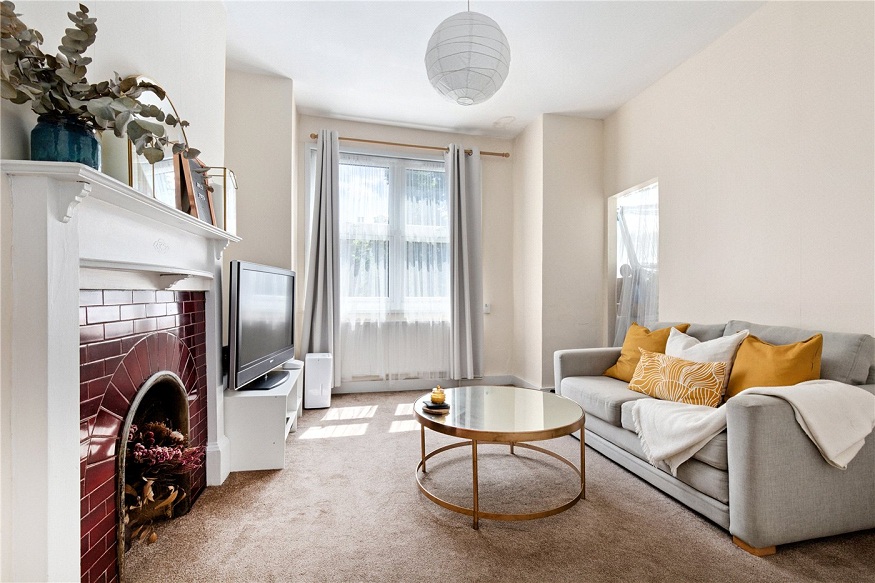Estate agents in Colliers Wood